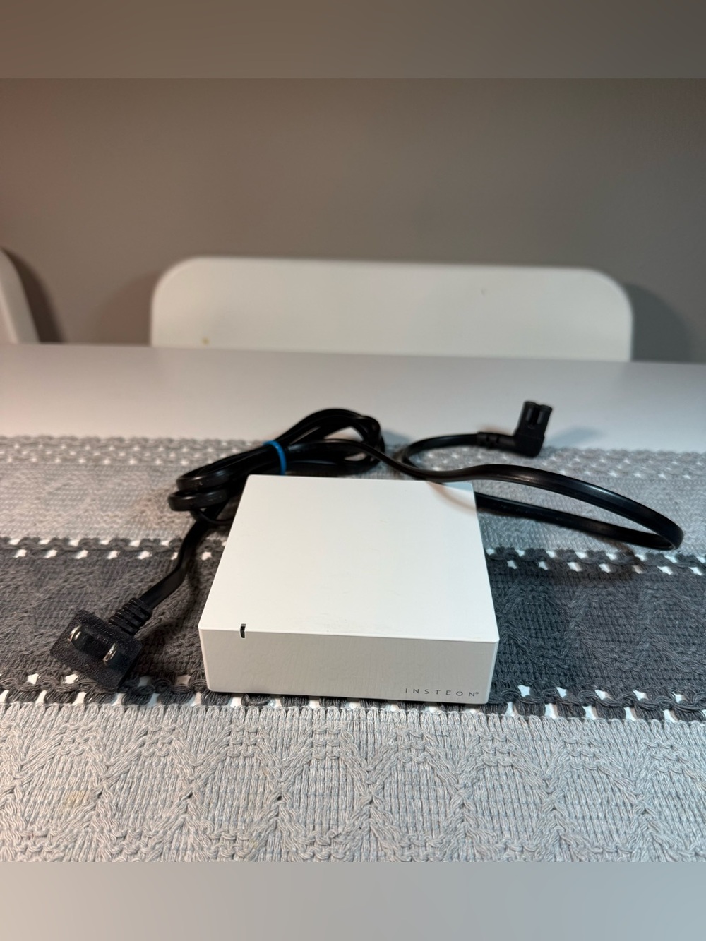 Insteon Hub 2 White Central Controller For Smart Home - Model 2245-222